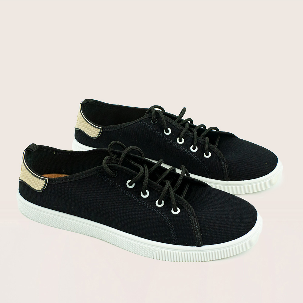 5761-101-18923-BLACK-Sneakers-Karmel-Negro-Moleca-2.jpg